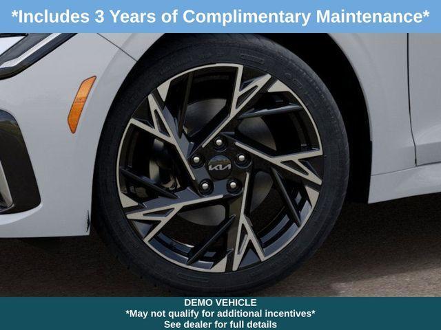 new 2025 Kia K5 car, priced at $32,708