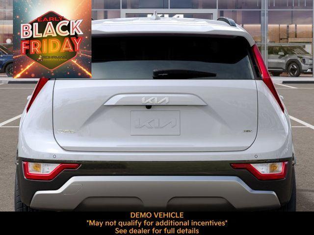 new 2025 Kia Niro car, priced at $33,014