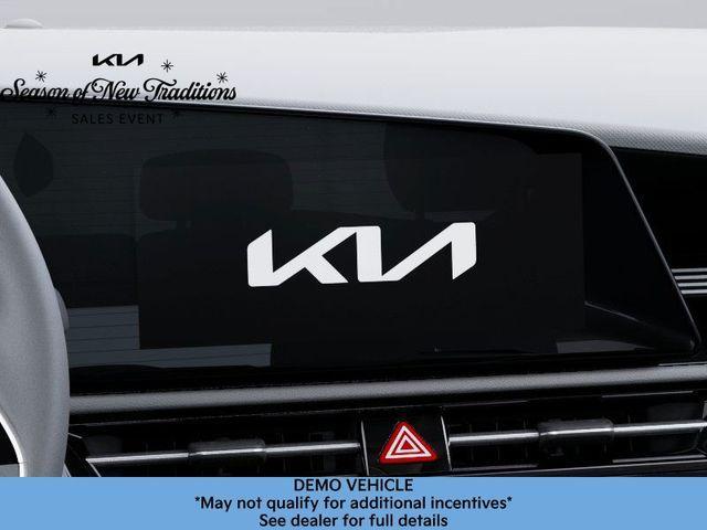 new 2025 Kia Niro car, priced at $32,674