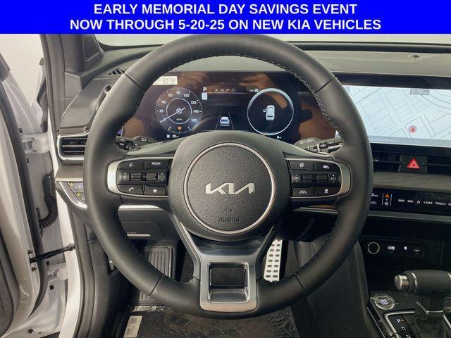 new 2025 Kia Sportage car, priced at $35,883