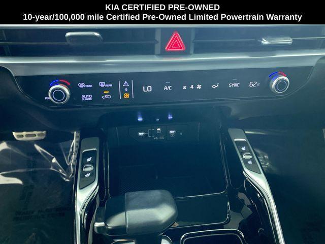 used 2024 Kia Sorento car, priced at $34,844