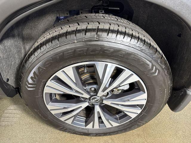 used 2022 Nissan Rogue car, priced at $18,801