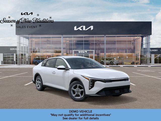 new 2025 Kia K4 car, priced at $24,226