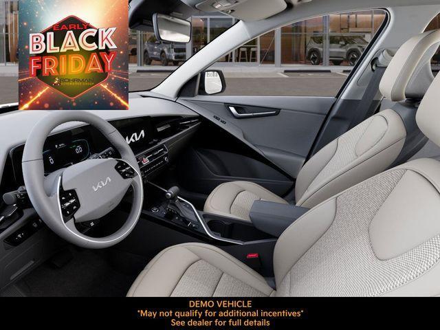 new 2025 Kia Niro car, priced at $30,783