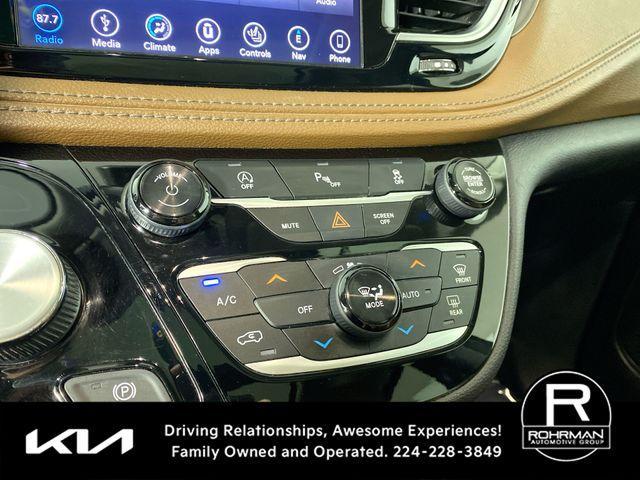 used 2018 Chrysler Pacifica car, priced at $15,423
