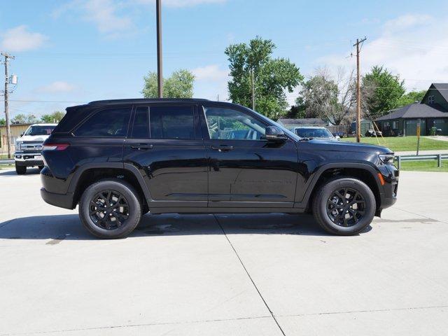 new 2024 Jeep Grand Cherokee car, priced at $41,580