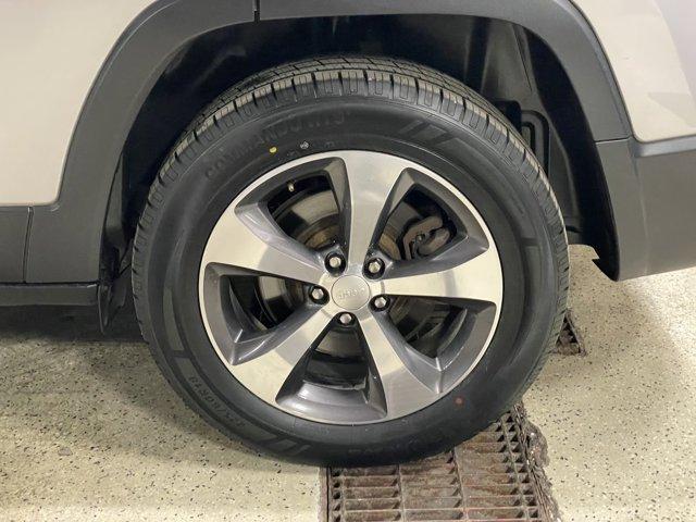 used 2019 Jeep Cherokee car, priced at $15,988