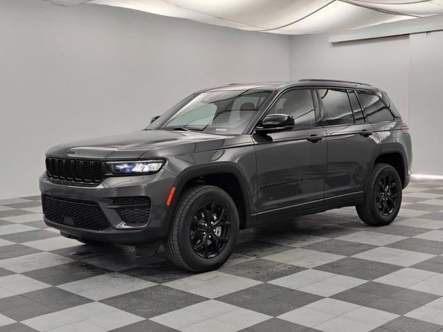 new 2025 Jeep Grand Cherokee car, priced at $38,254