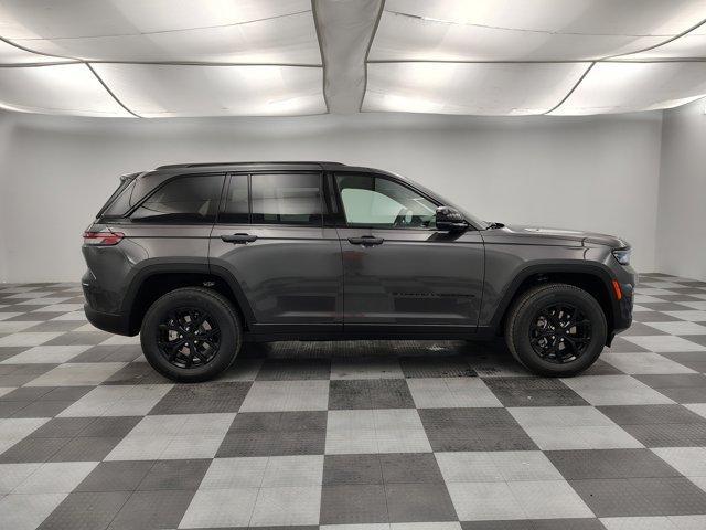 new 2025 Jeep Grand Cherokee car, priced at $38,254