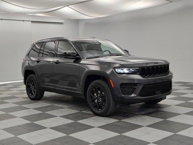 new 2025 Jeep Grand Cherokee car, priced at $38,254
