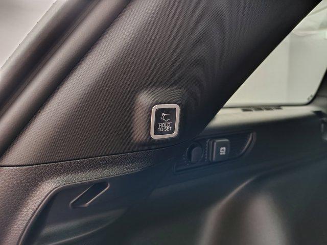 new 2025 Jeep Grand Cherokee car, priced at $38,254