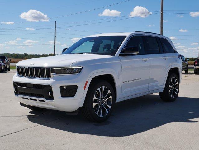 new 2025 Jeep Grand Cherokee car, priced at $52,397