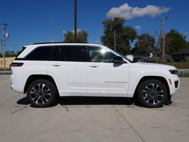 new 2025 Jeep Grand Cherokee car, priced at $52,397