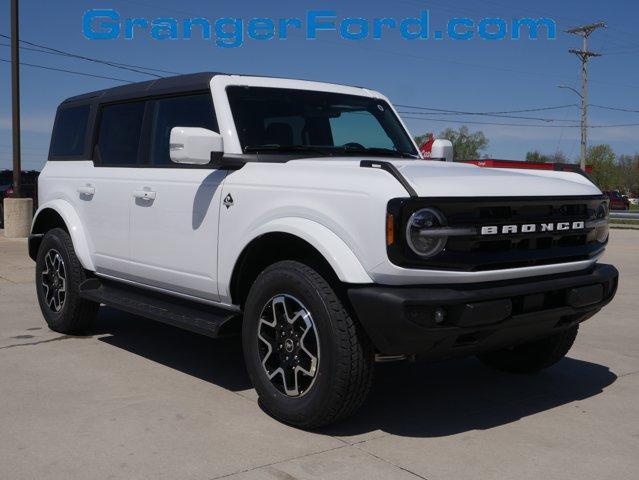 new 2025 Ford Bronco car, priced at $50,954
