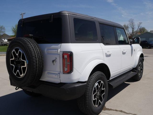 new 2025 Ford Bronco car, priced at $50,954