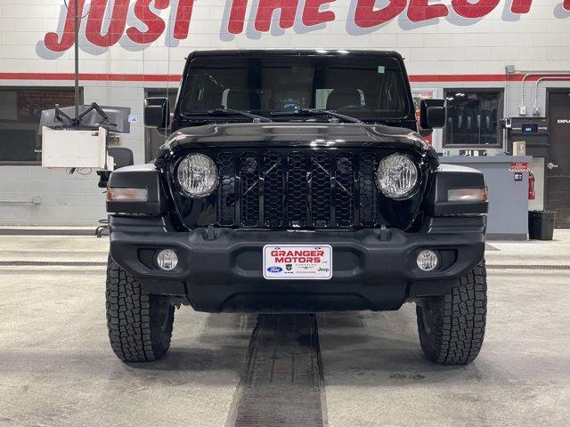 used 2020 Jeep Gladiator car, priced at $28,288