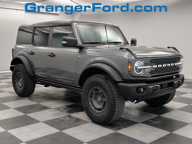new 2025 Ford Bronco car, priced at $59,377