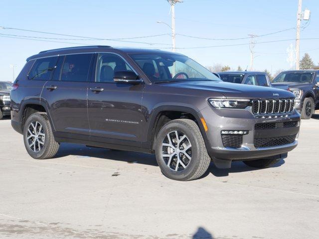 new 2024 Jeep Grand Cherokee L car, priced at $45,288