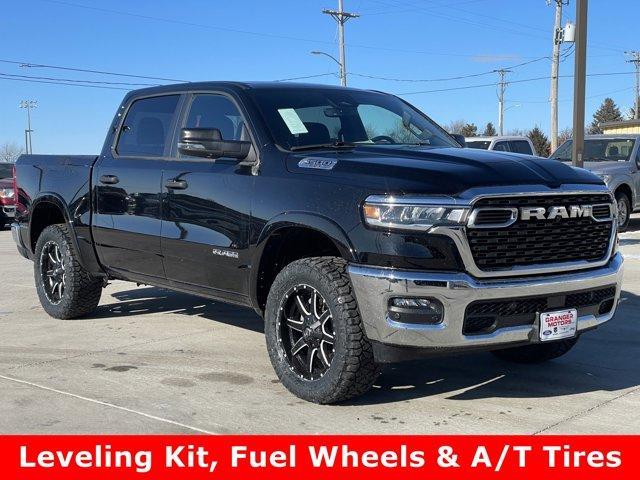 new 2025 Ram 1500 car, priced at $47,413