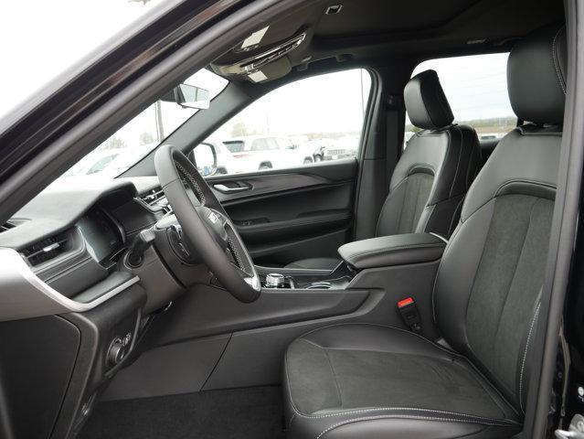 new 2025 Jeep Grand Cherokee car, priced at $41,051