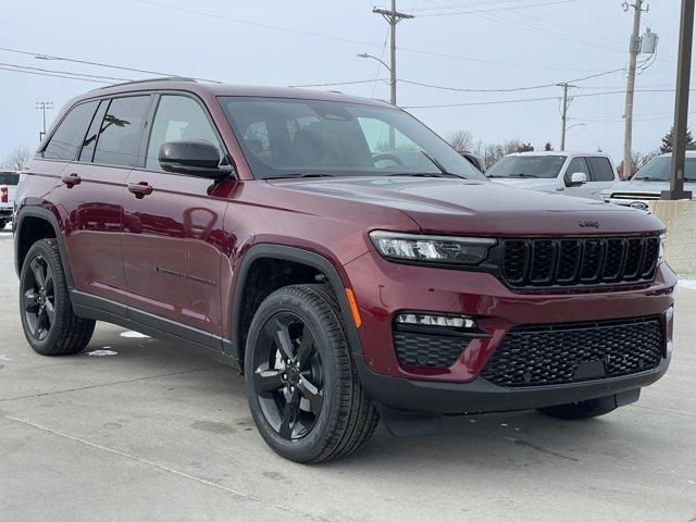 new 2025 Jeep Grand Cherokee car, priced at $47,221