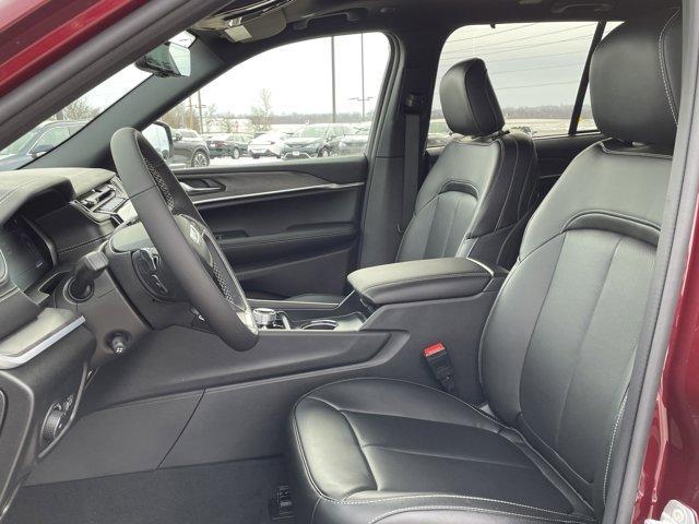new 2025 Jeep Grand Cherokee car, priced at $48,559