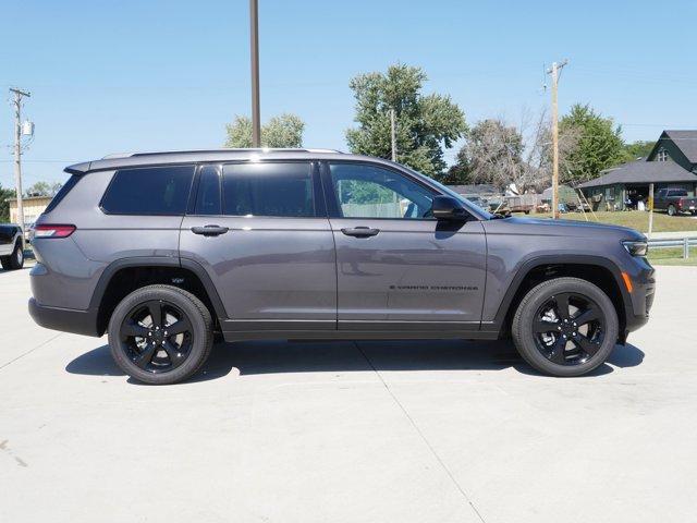 new 2024 Jeep Grand Cherokee L car, priced at $41,575