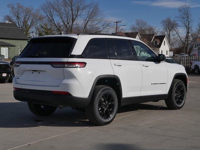 new 2024 Jeep Grand Cherokee car, priced at $40,649