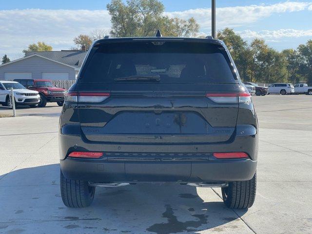 new 2025 Jeep Grand Cherokee car, priced at $48,534