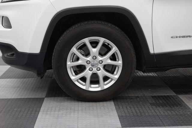 used 2015 Jeep Cherokee car, priced at $11,488