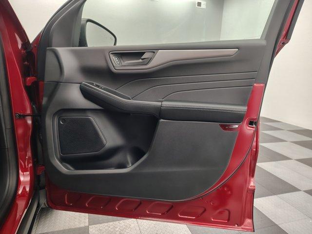 new 2025 Ford Escape car, priced at $25,144