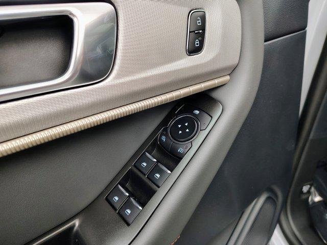 new 2025 Ford Explorer car, priced at $45,849