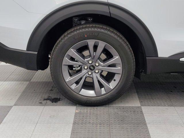 new 2025 Ford Explorer car, priced at $45,849