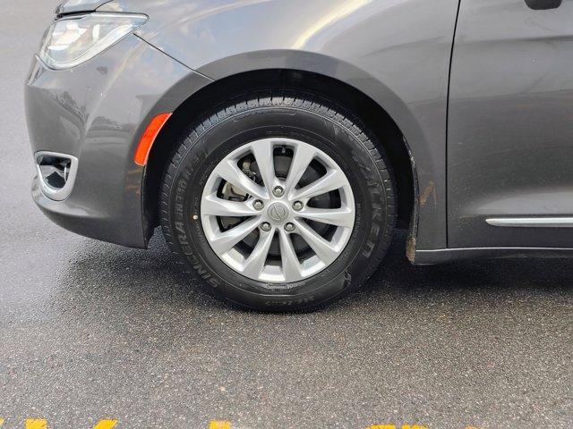 used 2018 Chrysler Pacifica car, priced at $15,288