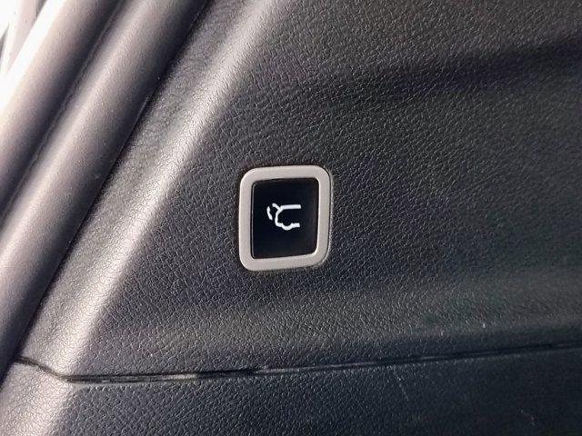 used 2021 Chrysler Pacifica car, priced at $18,988