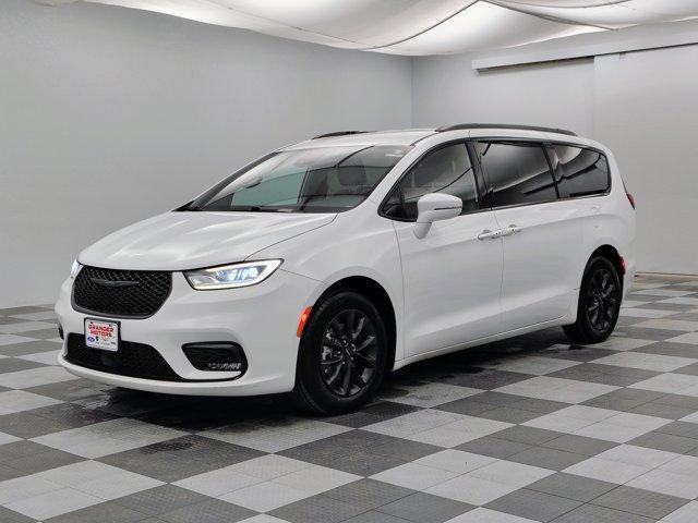 used 2021 Chrysler Pacifica car, priced at $18,988