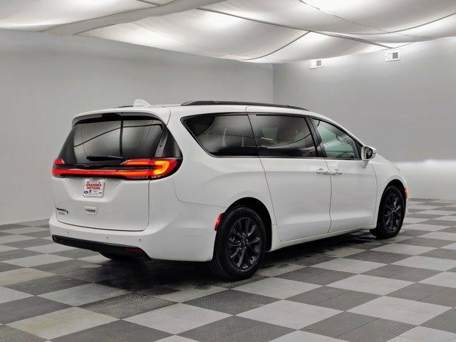 used 2021 Chrysler Pacifica car, priced at $18,988