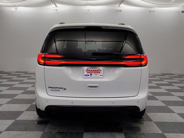 used 2021 Chrysler Pacifica car, priced at $18,988