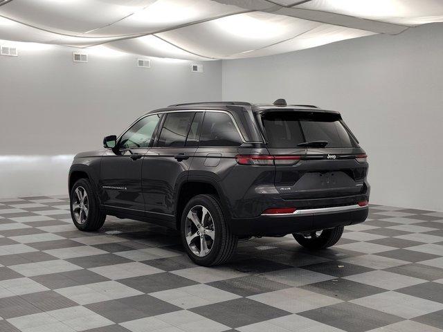 new 2025 Jeep Grand Cherokee car, priced at $48,610