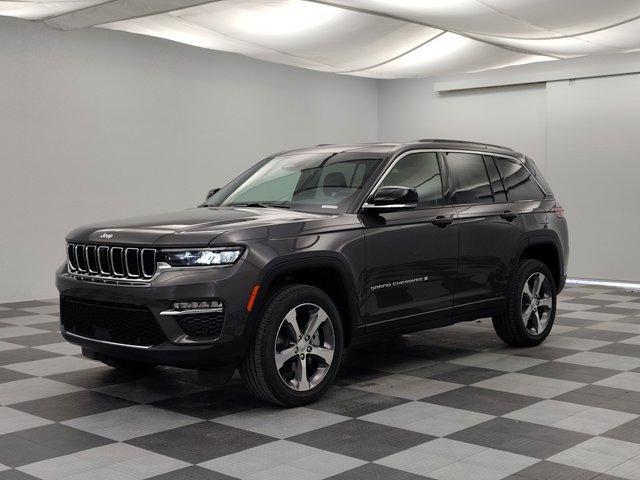 new 2025 Jeep Grand Cherokee car, priced at $48,610