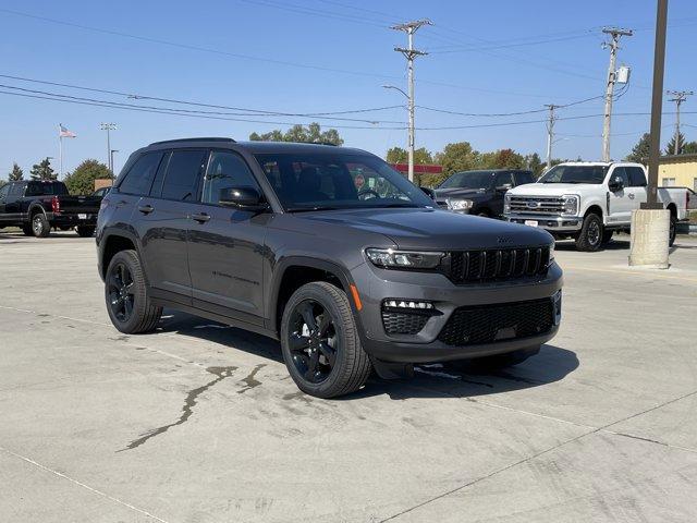 new 2025 Jeep Grand Cherokee car, priced at $48,534