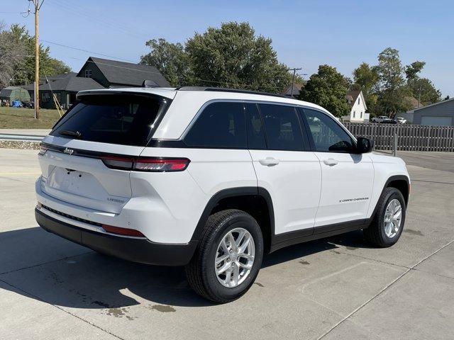 new 2025 Jeep Grand Cherokee car, priced at $37,550