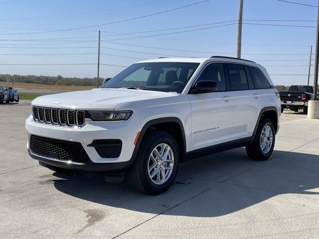 new 2025 Jeep Grand Cherokee car, priced at $37,550