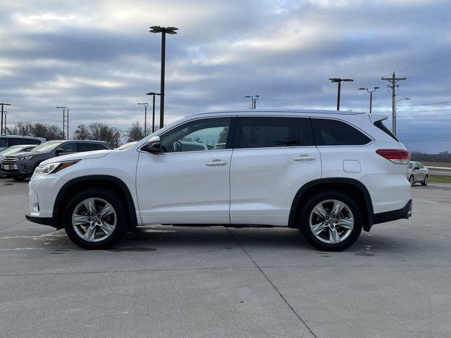 used 2017 Toyota Highlander car, priced at $23,988