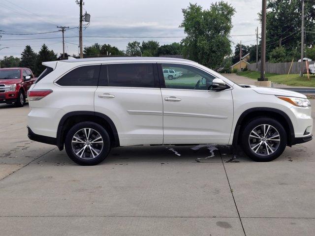 used 2016 Toyota Highlander car, priced at $20,588