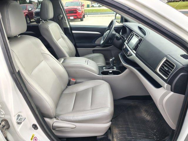 used 2016 Toyota Highlander car, priced at $20,588