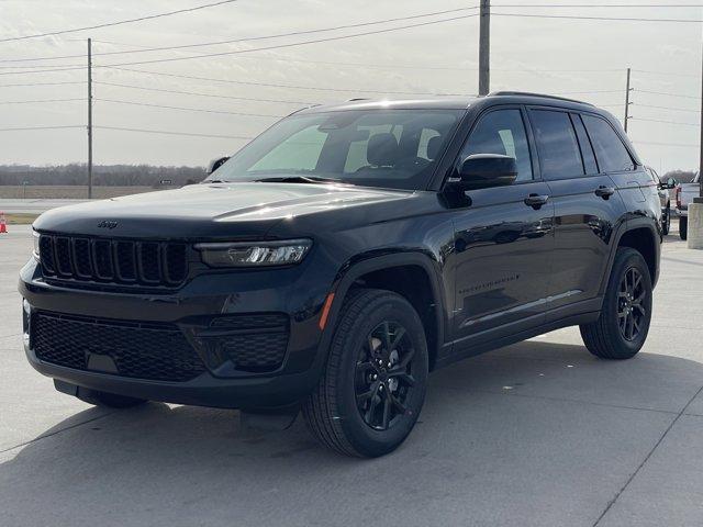 new 2025 Jeep Grand Cherokee car, priced at $41,459