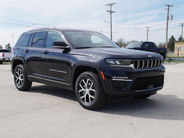 new 2024 Jeep Grand Cherokee car, priced at $39,794