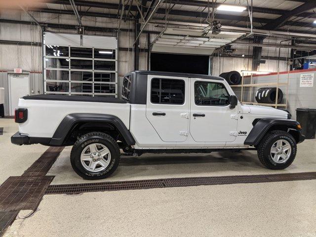 used 2020 Jeep Gladiator car, priced at $27,488