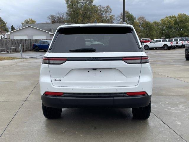 new 2025 Jeep Grand Cherokee car, priced at $40,953